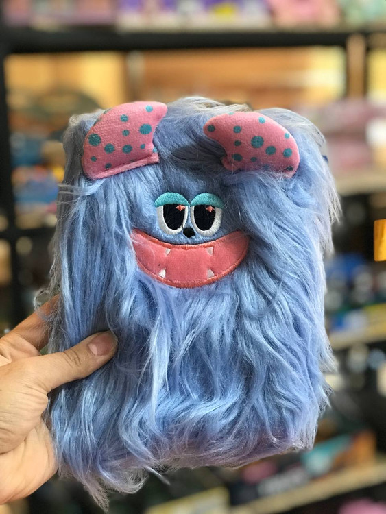 دفتر 100 برگ با جلد پشمی و برجسته طرح سالیوان