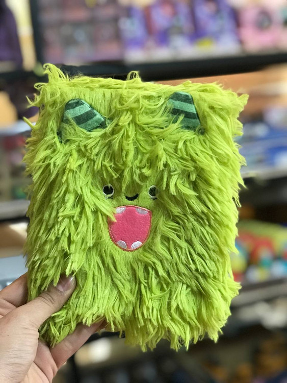 دفتر 100 برگ با جلد پشمی و برجسته طرح سالیوان