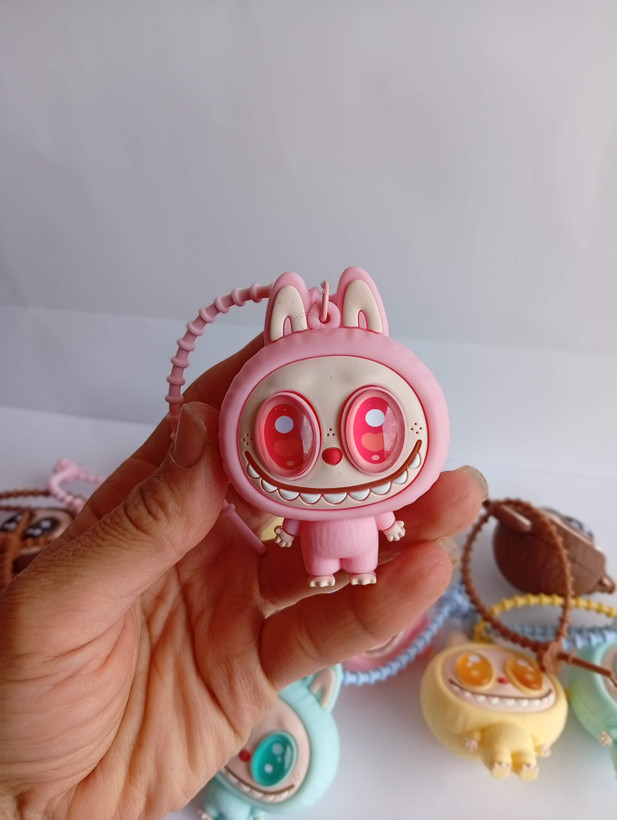جاکلیدی فیجت چشمقلمبه فانتزی جنس بدنه سیلیکون فوق نرم و منعطف صورتی