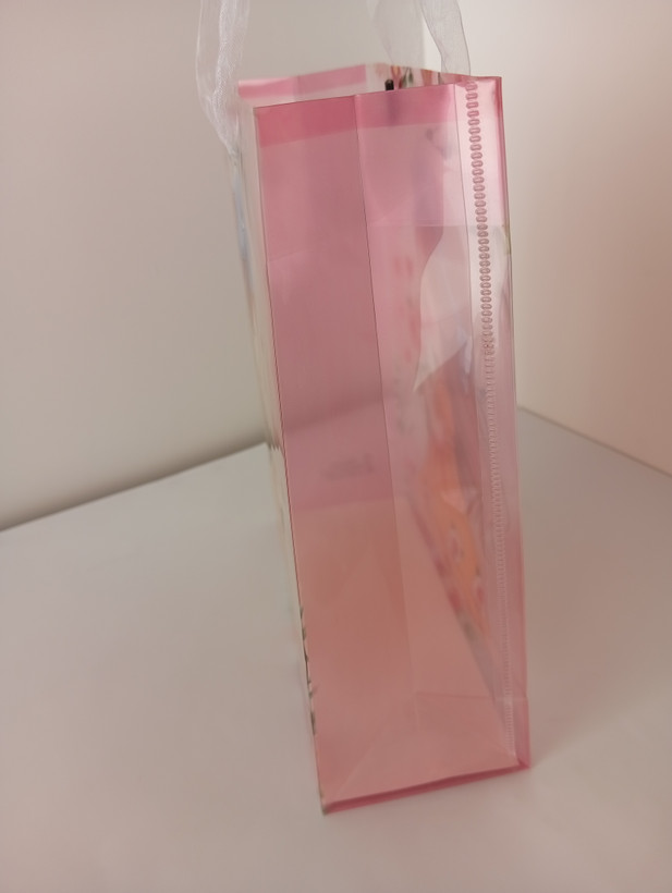 Shoping Bag طرحدار طلقی با طرح دختر دسته پانچی با جنس ارگانزا 22*18*7 cm