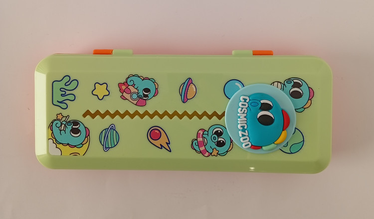 جامدادی دو طبقه مدل Cosmic Zoo طرح زیگزاگی سبز