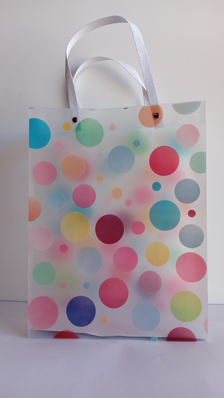 Gift Bag طلقی با طرح توپی های رنگی