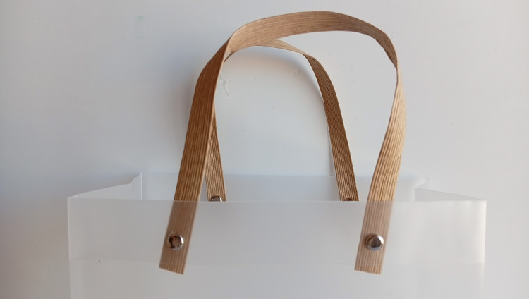 پاکت کادویی شفاف دسته پرچی کاغذی 25*20*10 cm