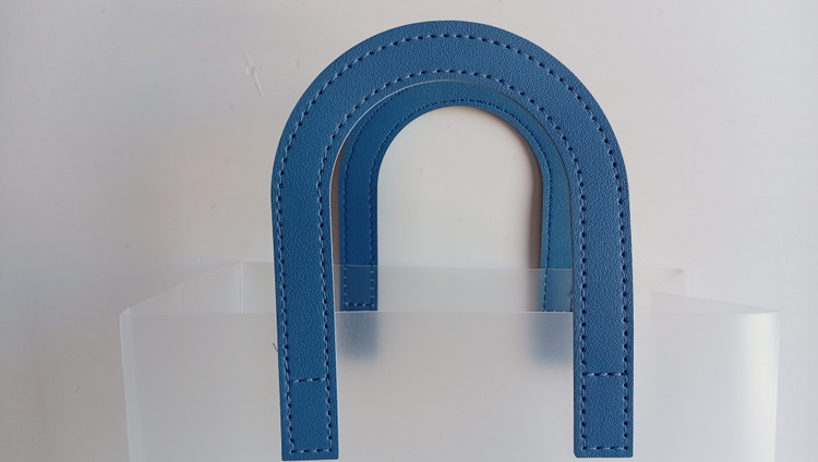 پاکت شفاف هدیه دسته چرمی دوخت شده22*21*11 cm دسته
