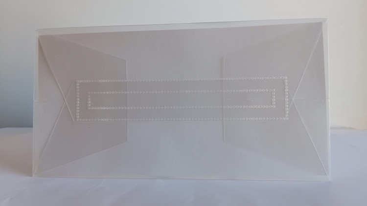 پاکت شفاف هدیه دسته چرمی دوخت شده22*21*11 cm کف پاکت